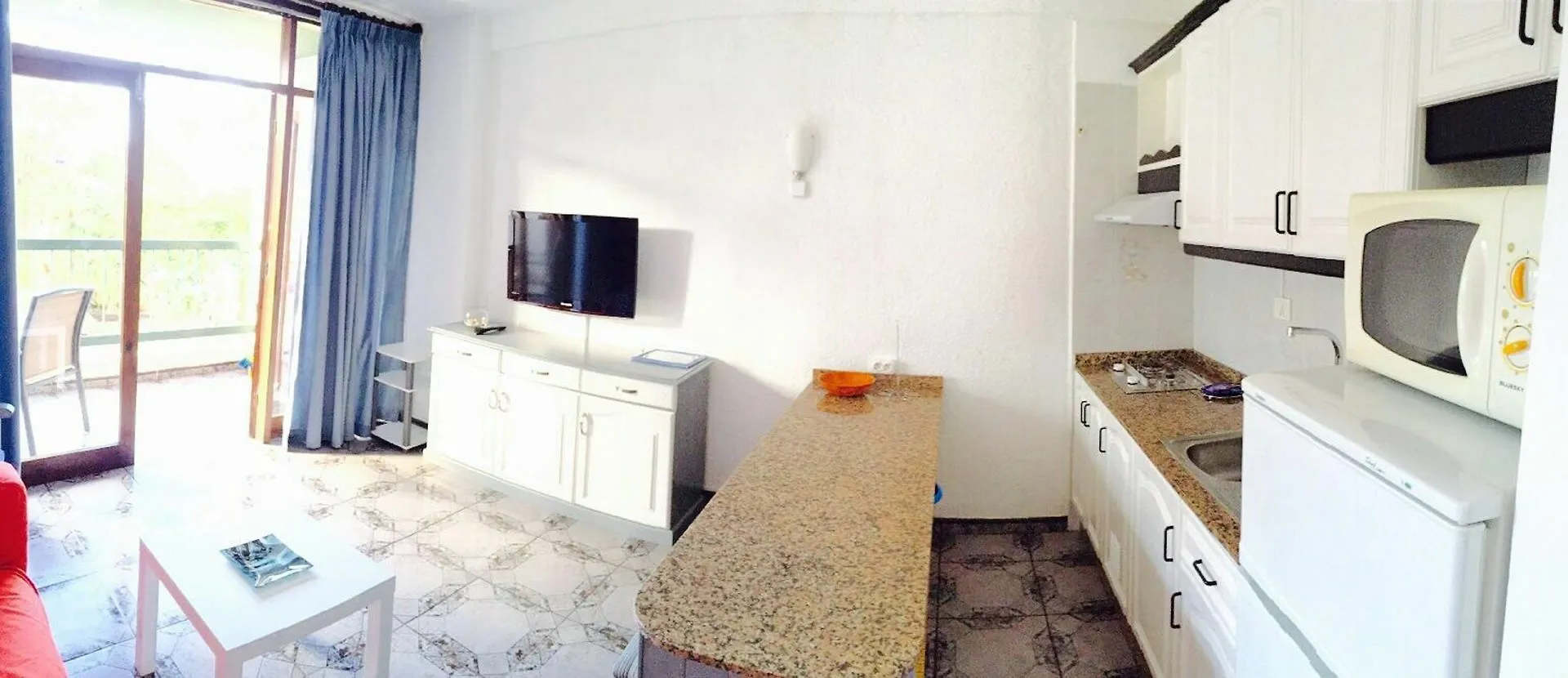 Apartamento Colorines Piscina Y Mar Arona  Spain